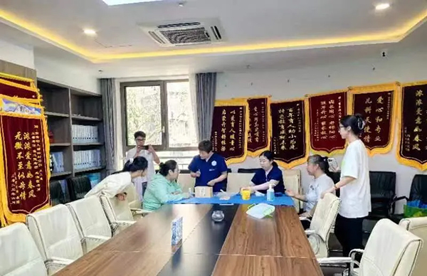 图片 5.jpg 图片 5.jpg