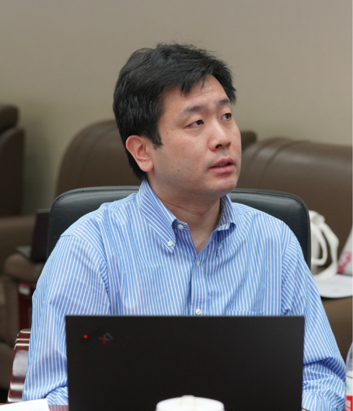 医学院党委理论学习中心组召开学习会议-清华大学医学院